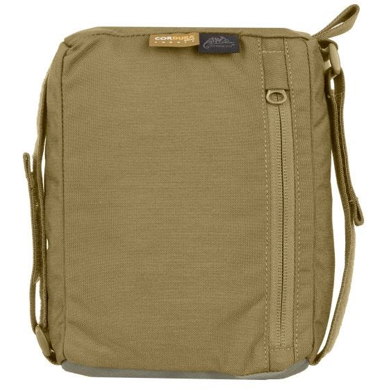Helikon borsa di supporto durante l’uso di armi da fuoco Cube in Coyote