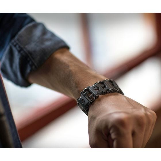 Leatherman bracciale multiuso Tread LT in nero