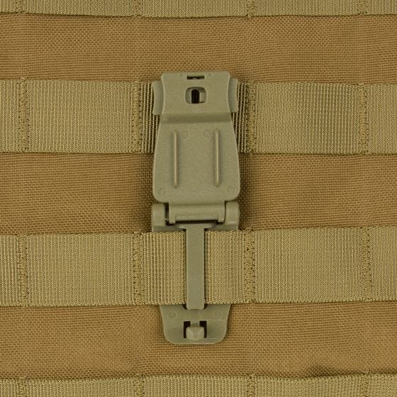 MFH clip con funzione adattatore MOLLE in plastica in Coyote Tan