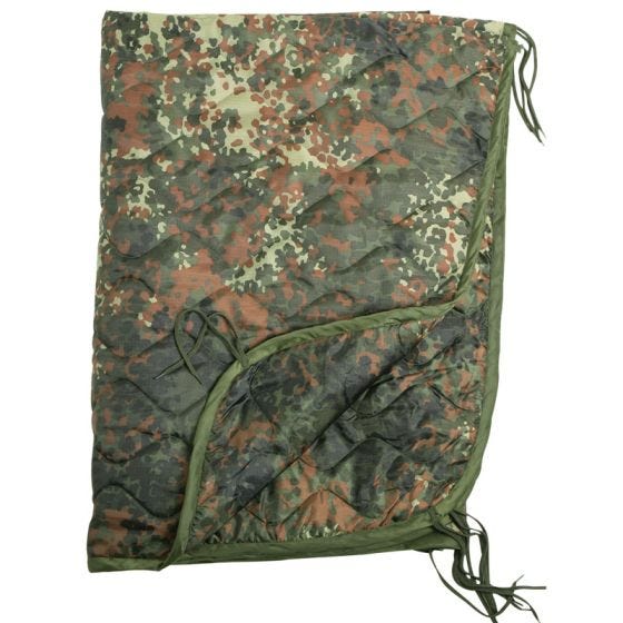 Mil-Tec poncho liner in Flecktarn
